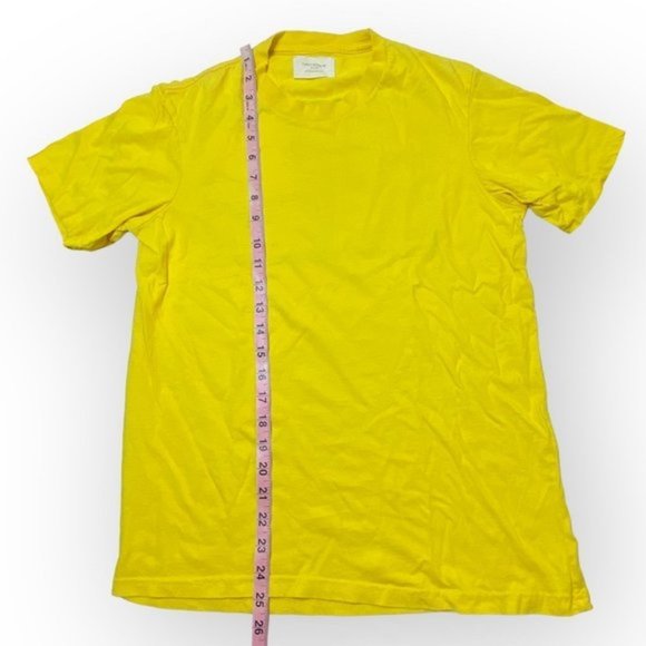 T-bar x Cotton On Graphic Tee- size small - Picture 3 of 6